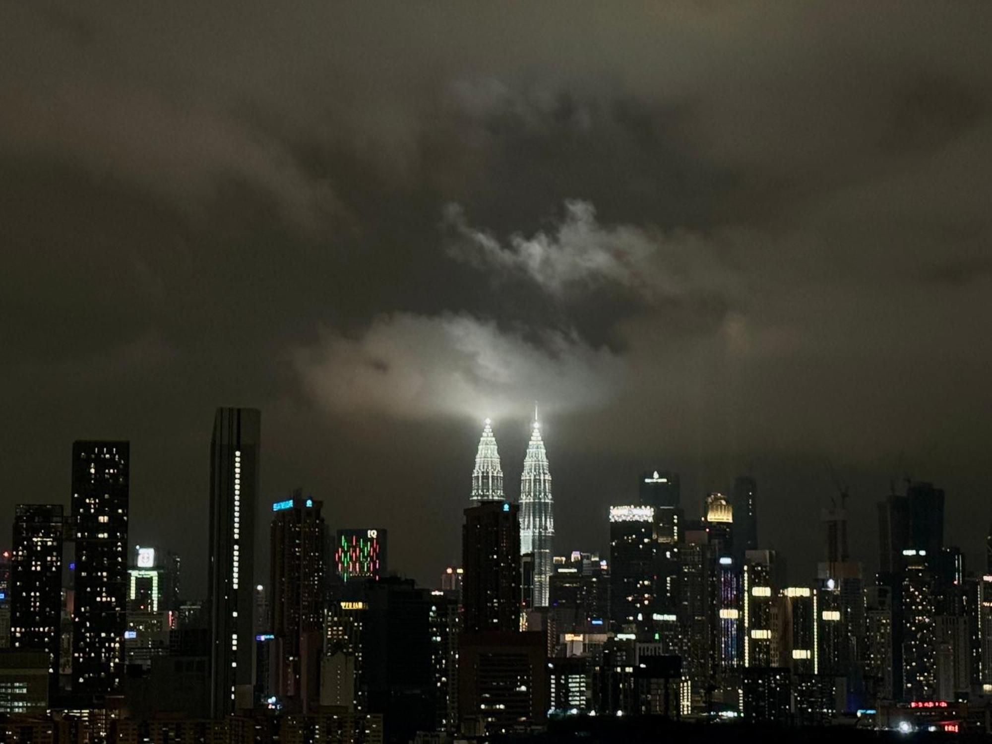 Apartment Klcc & Trx Magnificent View At Trion Kl Kuala Lumpur